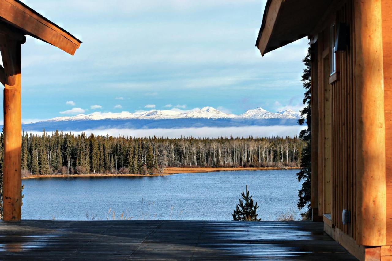 Red Cariboo Apartments Anahim Lake Buitenkant foto